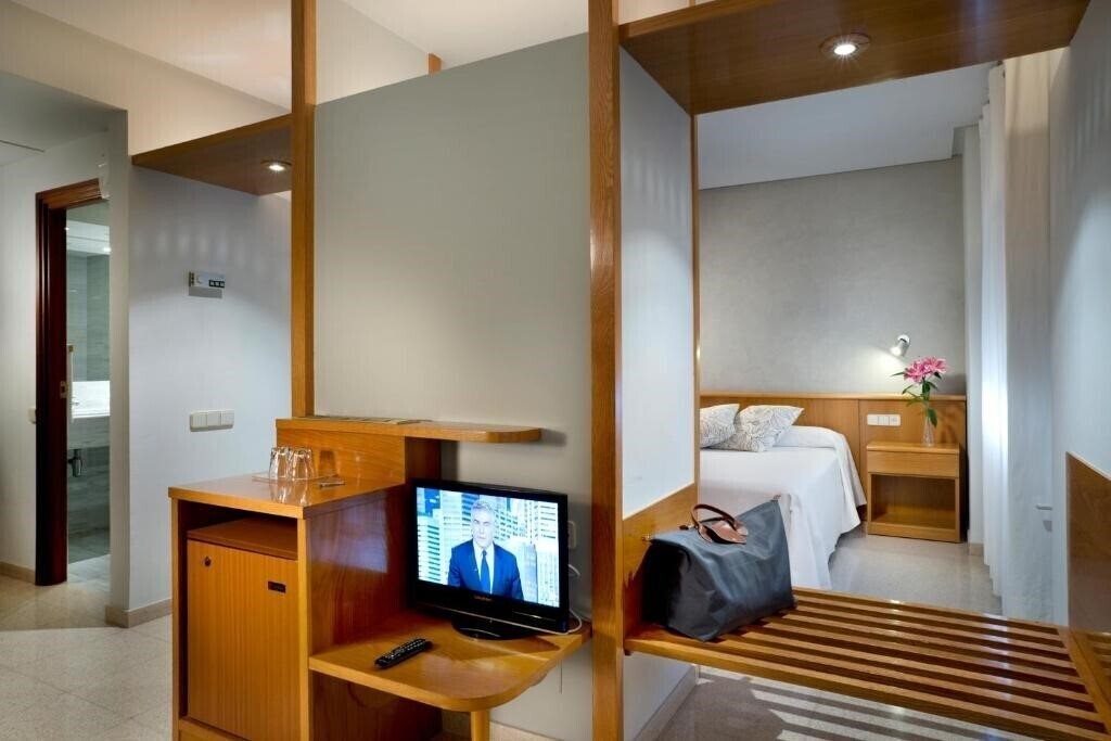 Imaginea Bon Retorn 3*