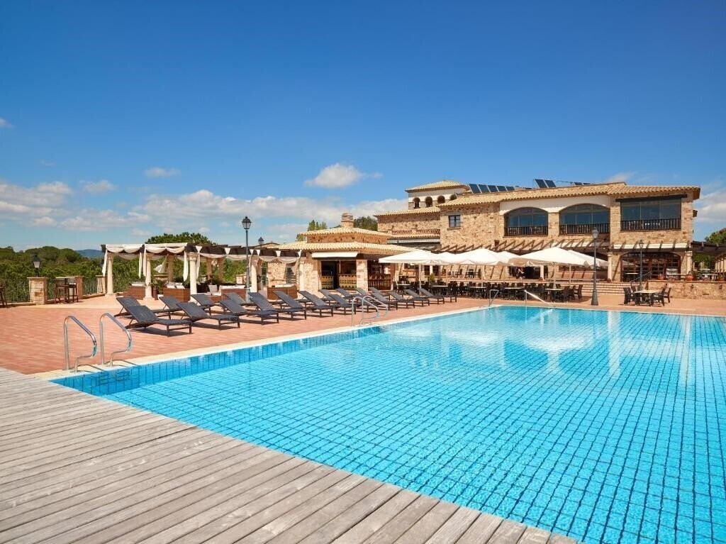 Отель Hapimag Resort Mas Nou 4*