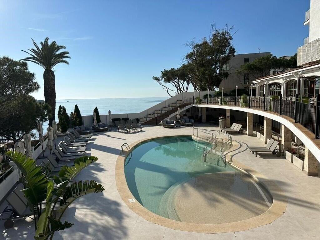 Hotel Ilunion Caleta Park 4*