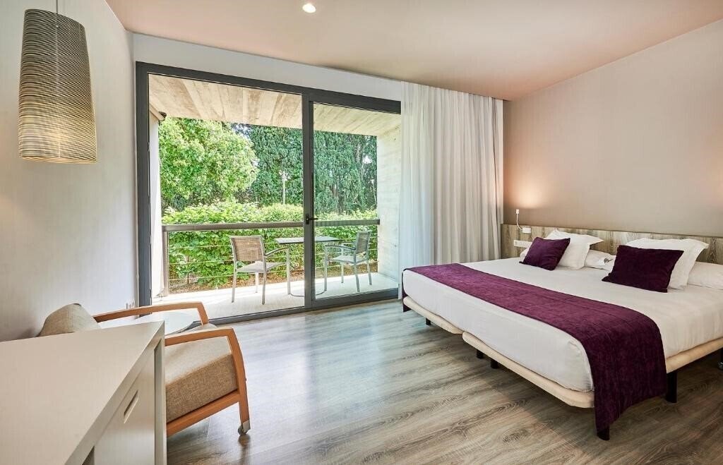 Hotel URH Hotel Moli Del Mig (ex. Moli Del Mig) 4*