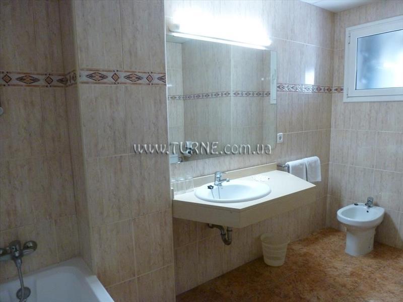 Imaginea Costa Brava Hotel 3*