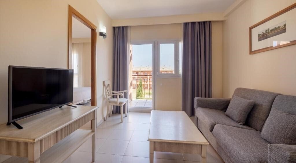 Imaginea Ilunion Sancti Petri 4*