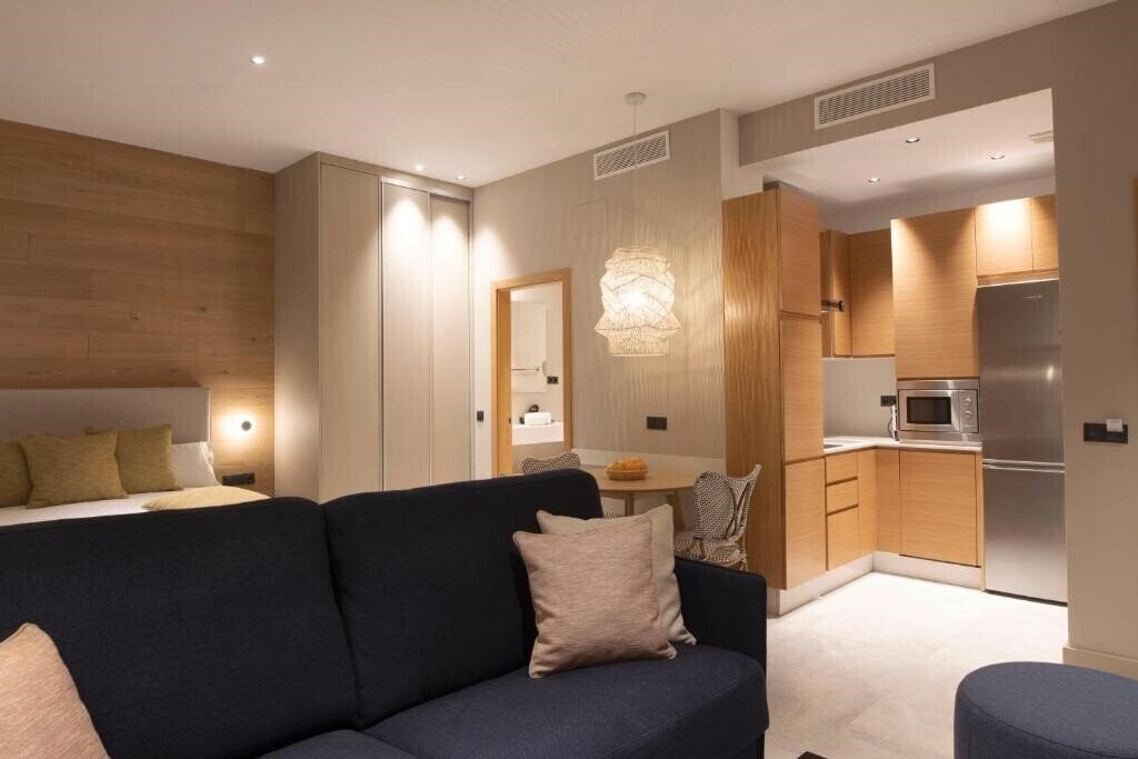 Фото Goodnight Apartments Cadiz 3*