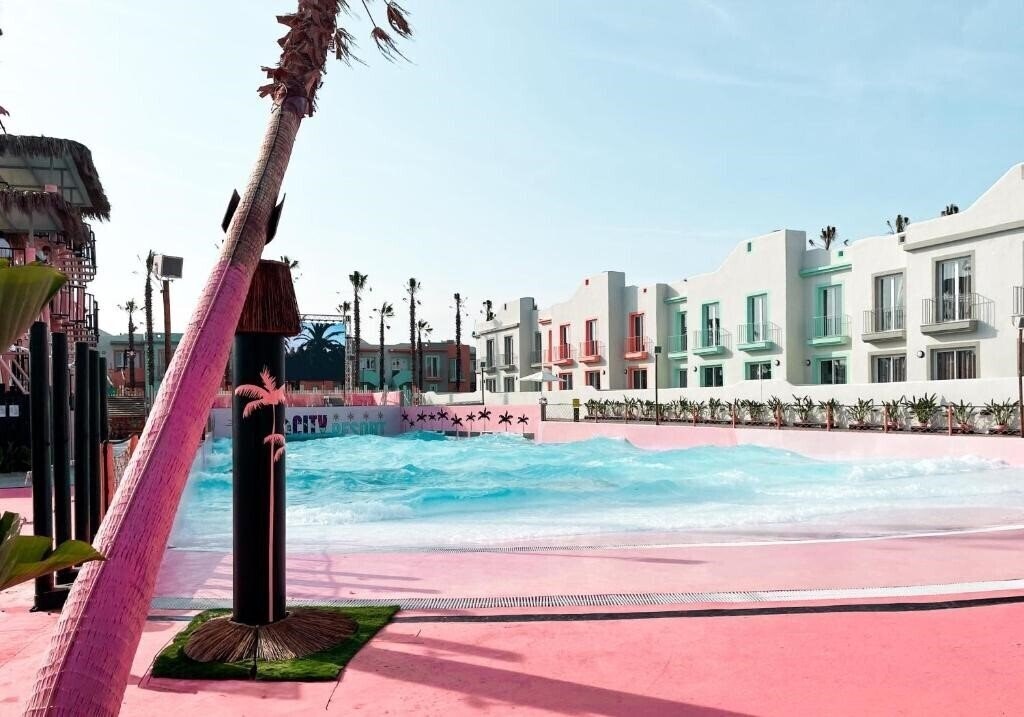 Fotografie ON City Resort All Inclusive Prime (ex. Ohtels Carabela Beach & Golf, Hotel Fergus Style El Cortijo Golf) 4*