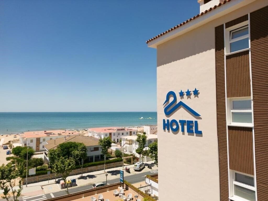 Hotel Pato Rojo Punta Umbria 3*