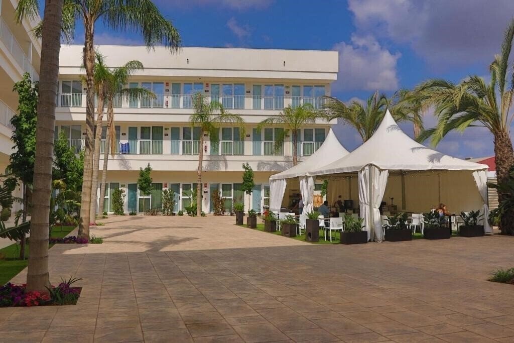 Imaginea SH Campus Lyceum 4*