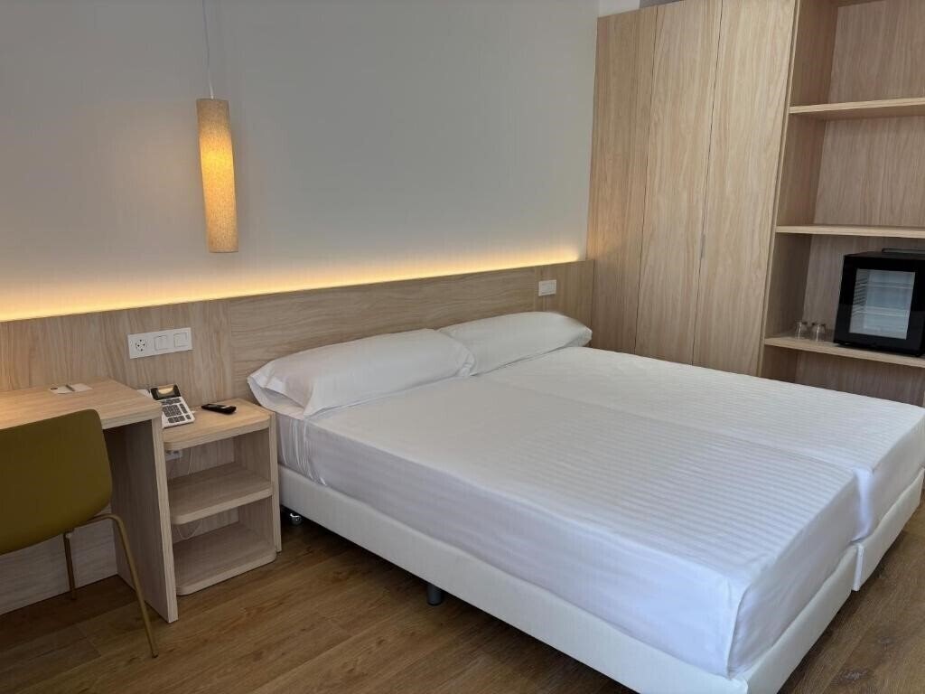 Imaginea SH Campus Lyceum 4*