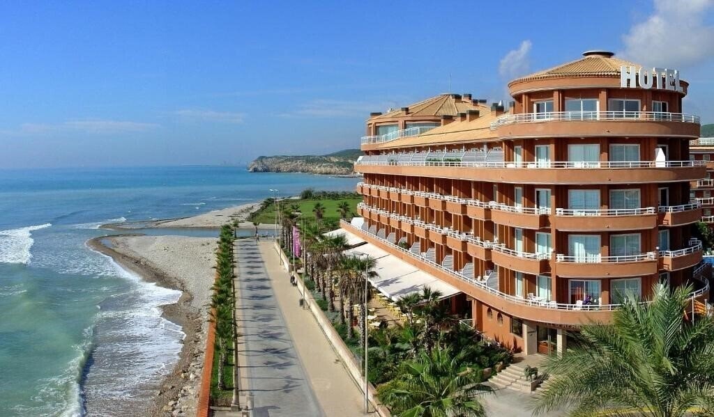 Hotel Sunway Hotel & Aprt Playa Golf Sitges 4*