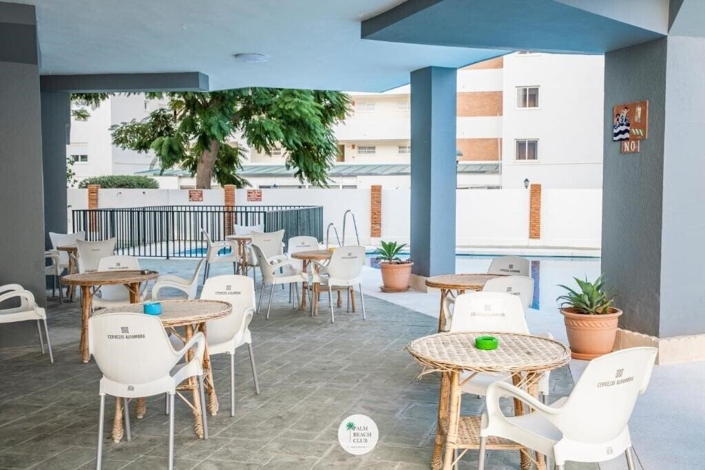 Imaginea Apartamentos Palm Beach Club Carihuela (ex. Palm Beach Club Apartment) 2*