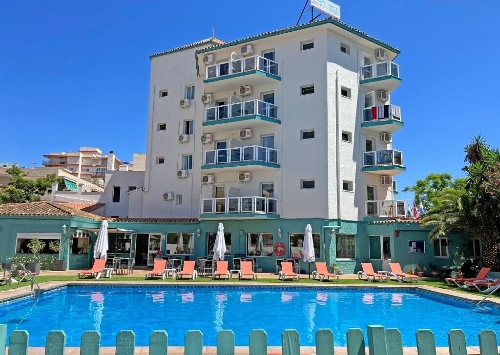 Hotel Itaca Fuengirola 3*