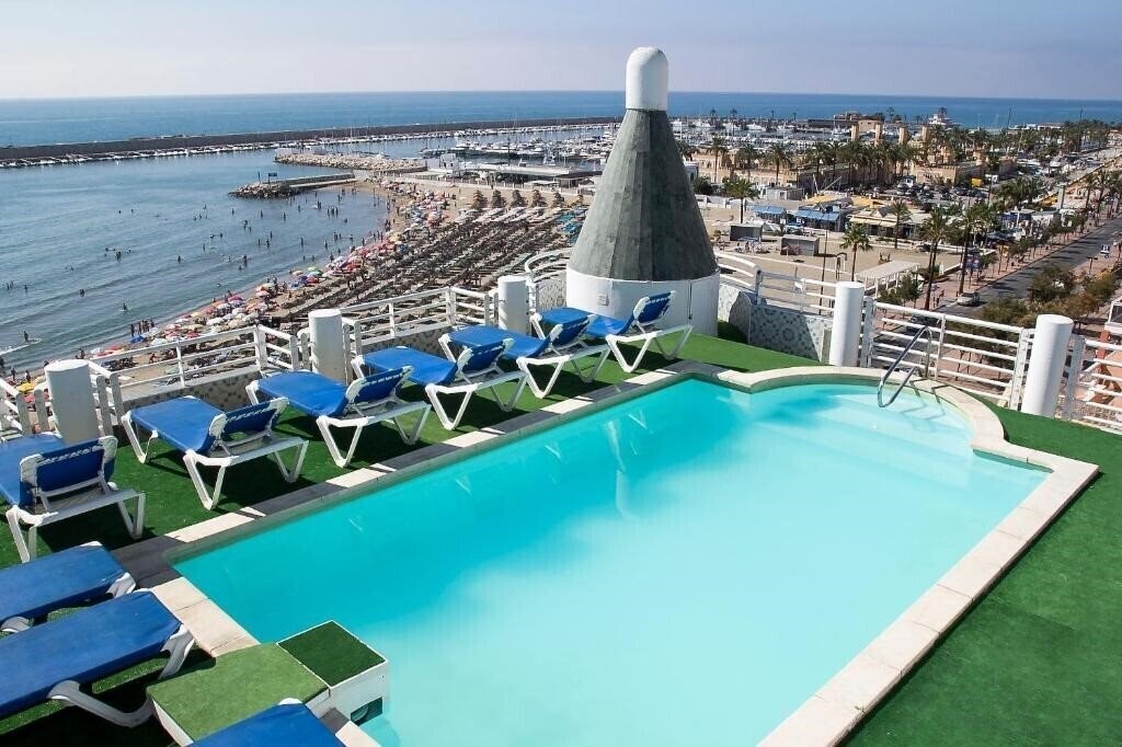 Hotel Villa Laredo 3*