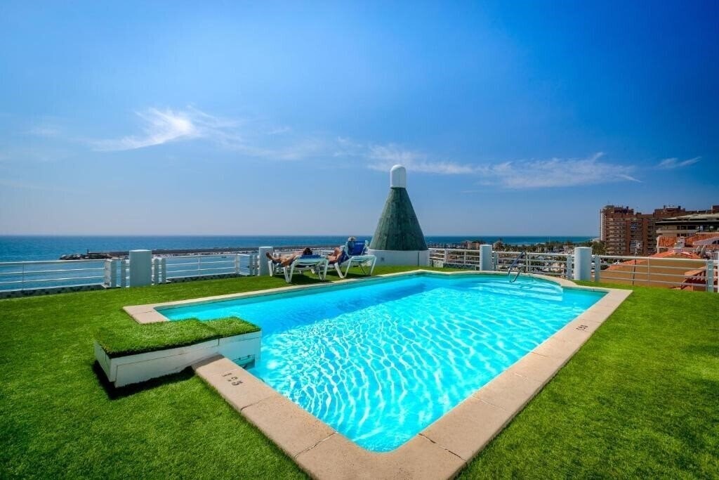 Imaginea Villa Laredo 3*