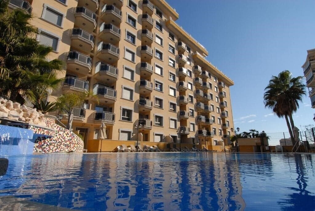Hotel Apartamentos Mediterraneo Real 5*
