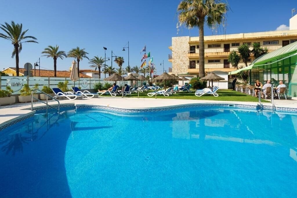 Imaginea Isabel 4*