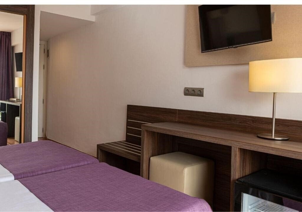 Imaginea MedPlaya Hotel Alba Beach (ex. MedPlaya Hotel Balmoral) 2*