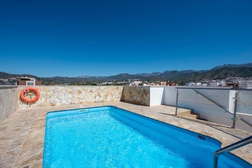 Отель Hotel Toboso Chaparil 3*