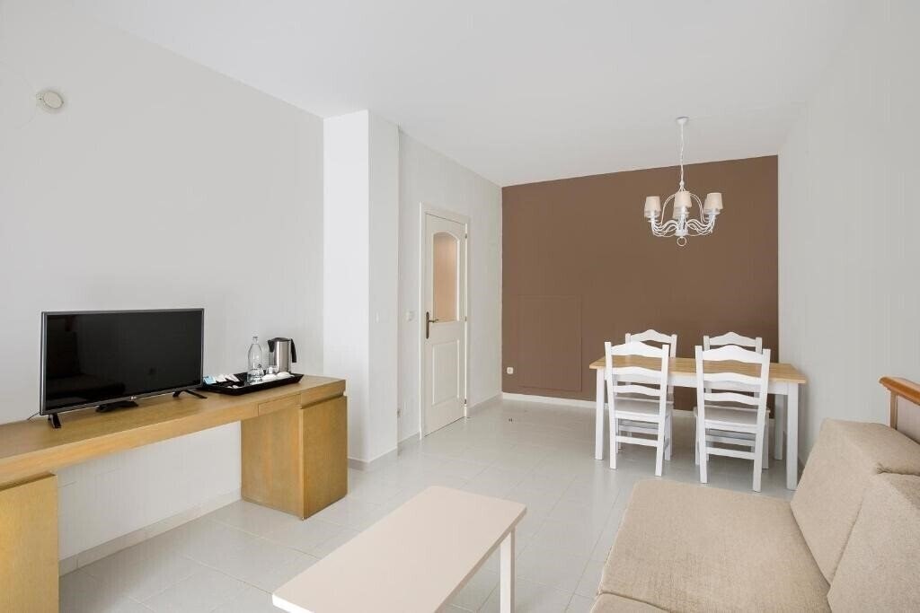 Изображение Apartamento Sol Sancti Petri 3*