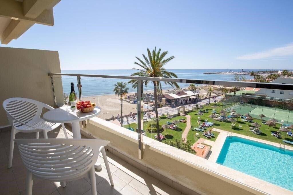 Отель La Barracuda 3*