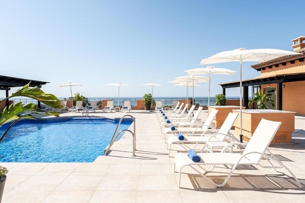 Отель Globales Paraiso Beach 4*