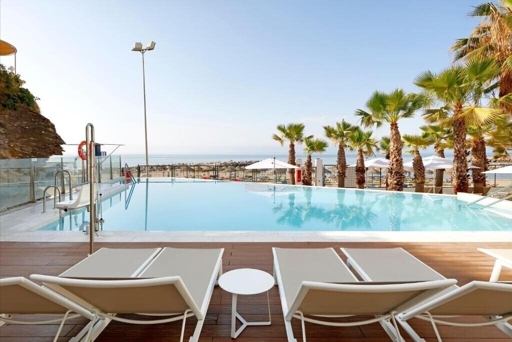 Imaginea Benalma Hotel Costa Del Sol 4*