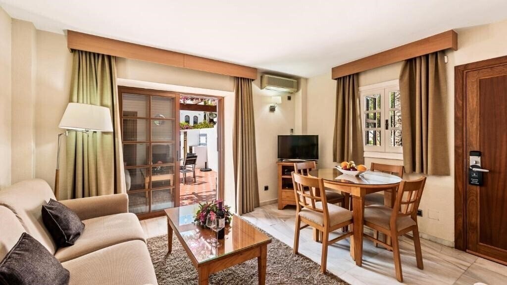 Imaginea Macdonald Villacana Club 3*