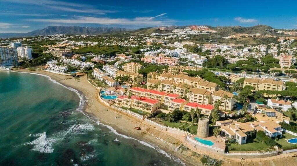 Hotel Macdonald Dona Lola Resort 3*