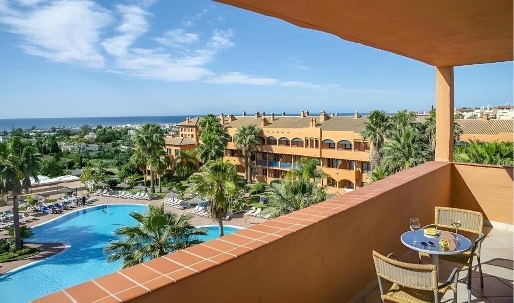 Imaginea Bakour Oh Nice 4*