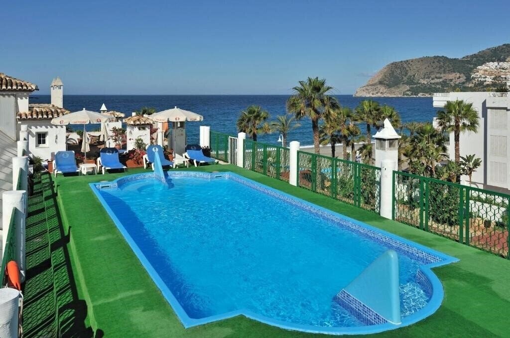 Отель Sol Los Fenicios 4*