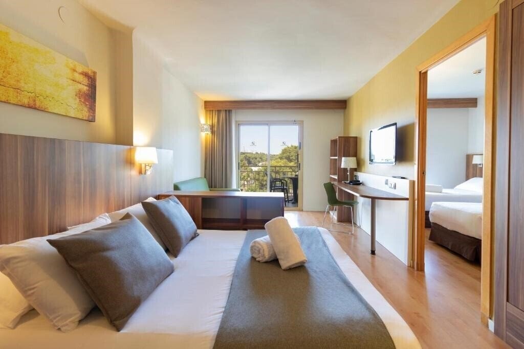 Изображение Golden Avenida Suites 3*