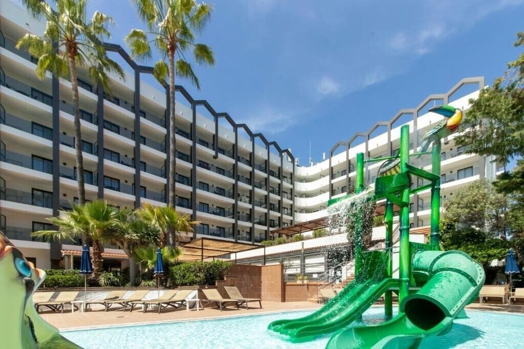 Картинка Golden Avenida Suites 3*