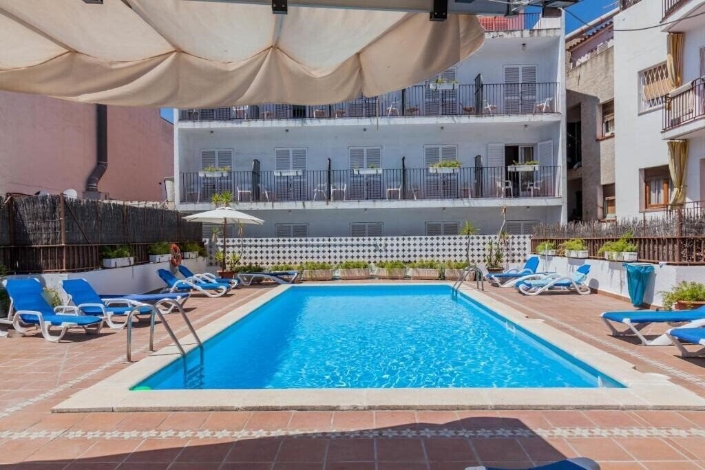 Hotel Hotel El Cid 1*