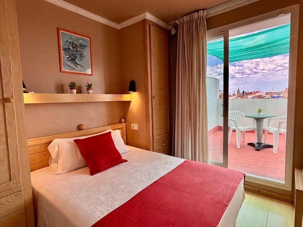 Imaginea Piccadilly Sitges 3*