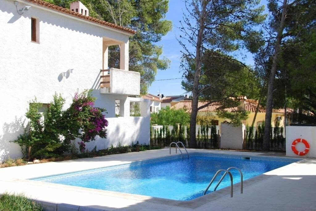 Hotel Adosados El Pinar 1*