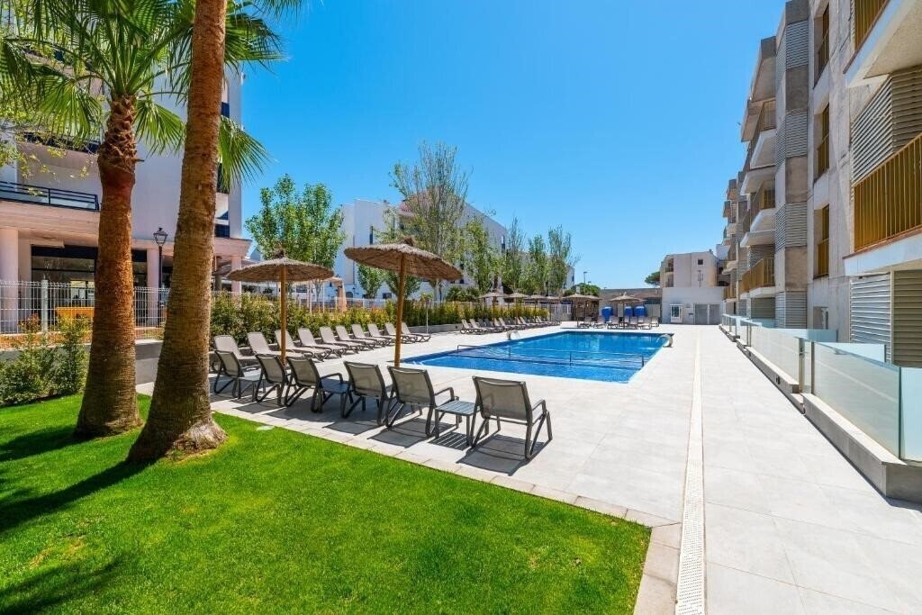 Imaginea Pins Marina апартаменты