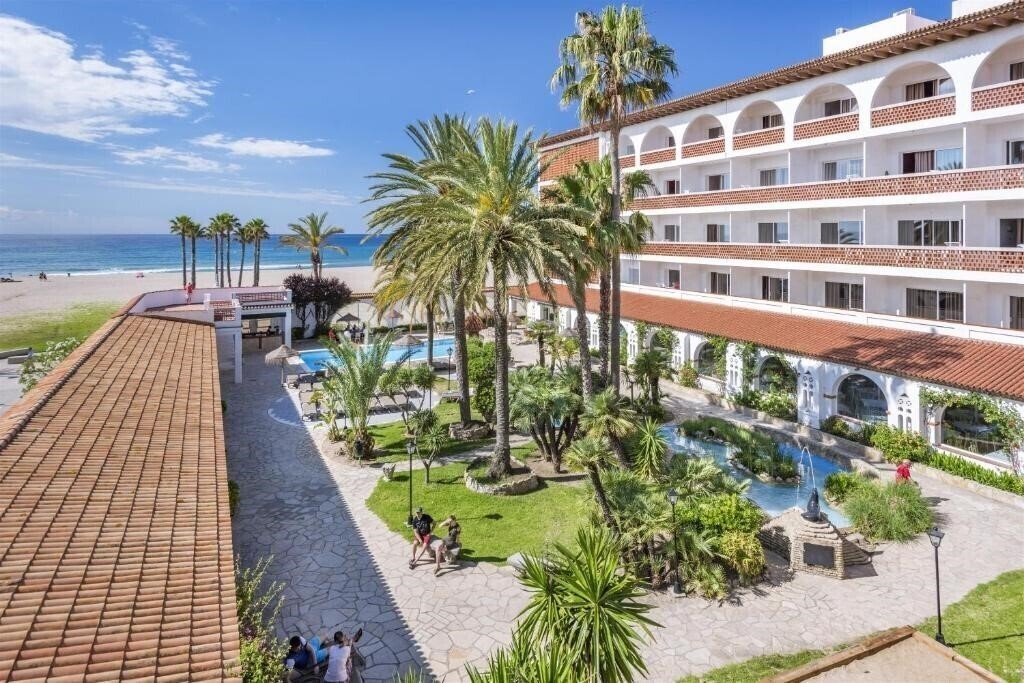 Hotel 4R Gran Hotel Europe (ex. Ohtels Gran Hotel Europe) 4*
