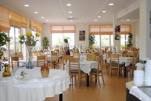 Отель Albatros Apartaments Salou 3*