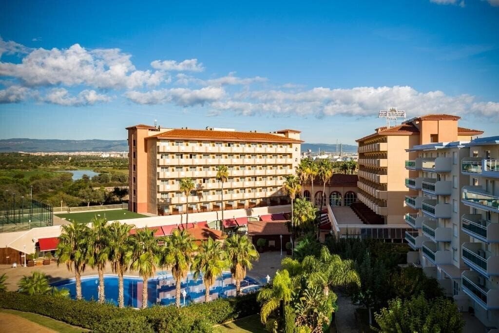 Фото Ohtels La Hacienda 4*
