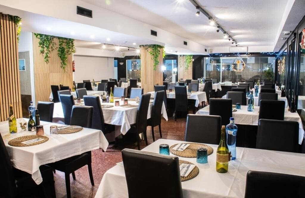 Fotografii Adia Hotel Cunit Playa 3*