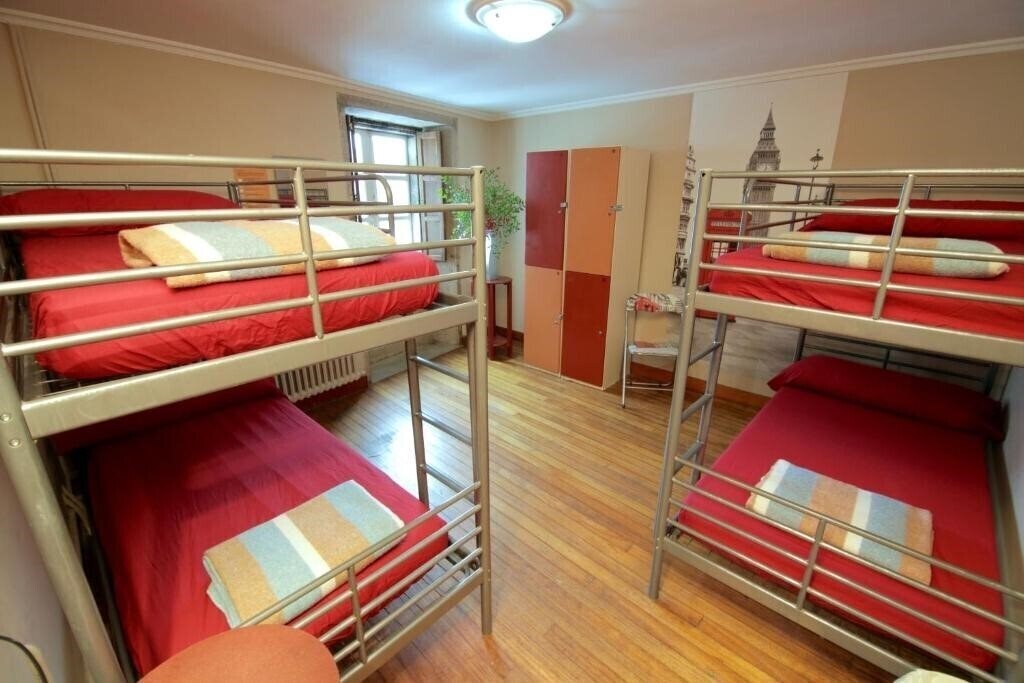 Hotel Albergue Alda O Fogar De Teodomiro (ex. O Fogar de Teodomiro Hostel, Albergue O Fogar de Teodomiro) 2*