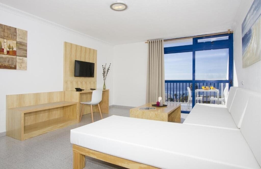 Imaginea Ereza Apartamentos Los Hibiscos 2*