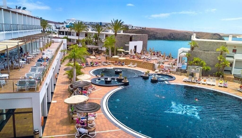 Отель Mirador Papagayo by LIVVO (ex. Iberostar Papagayo) 4*