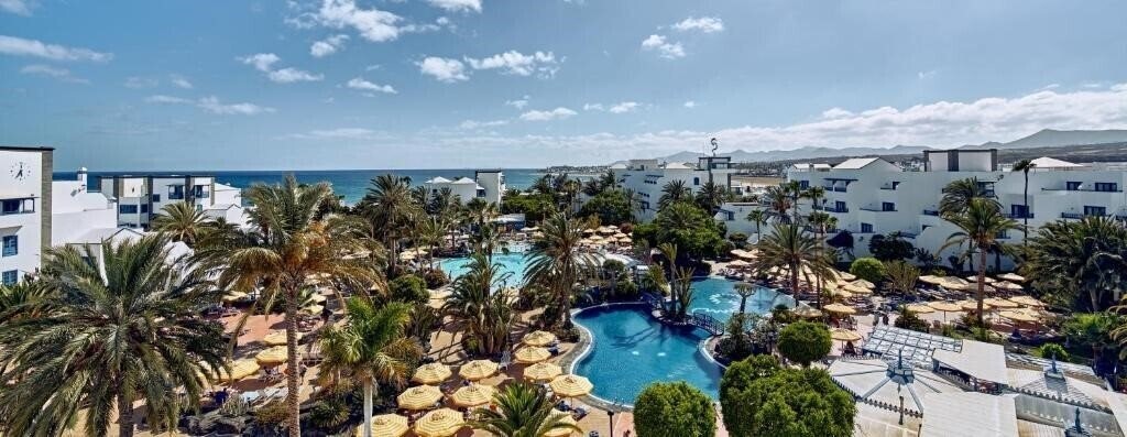 Hotel Seaside Los Jameos Playa 4*