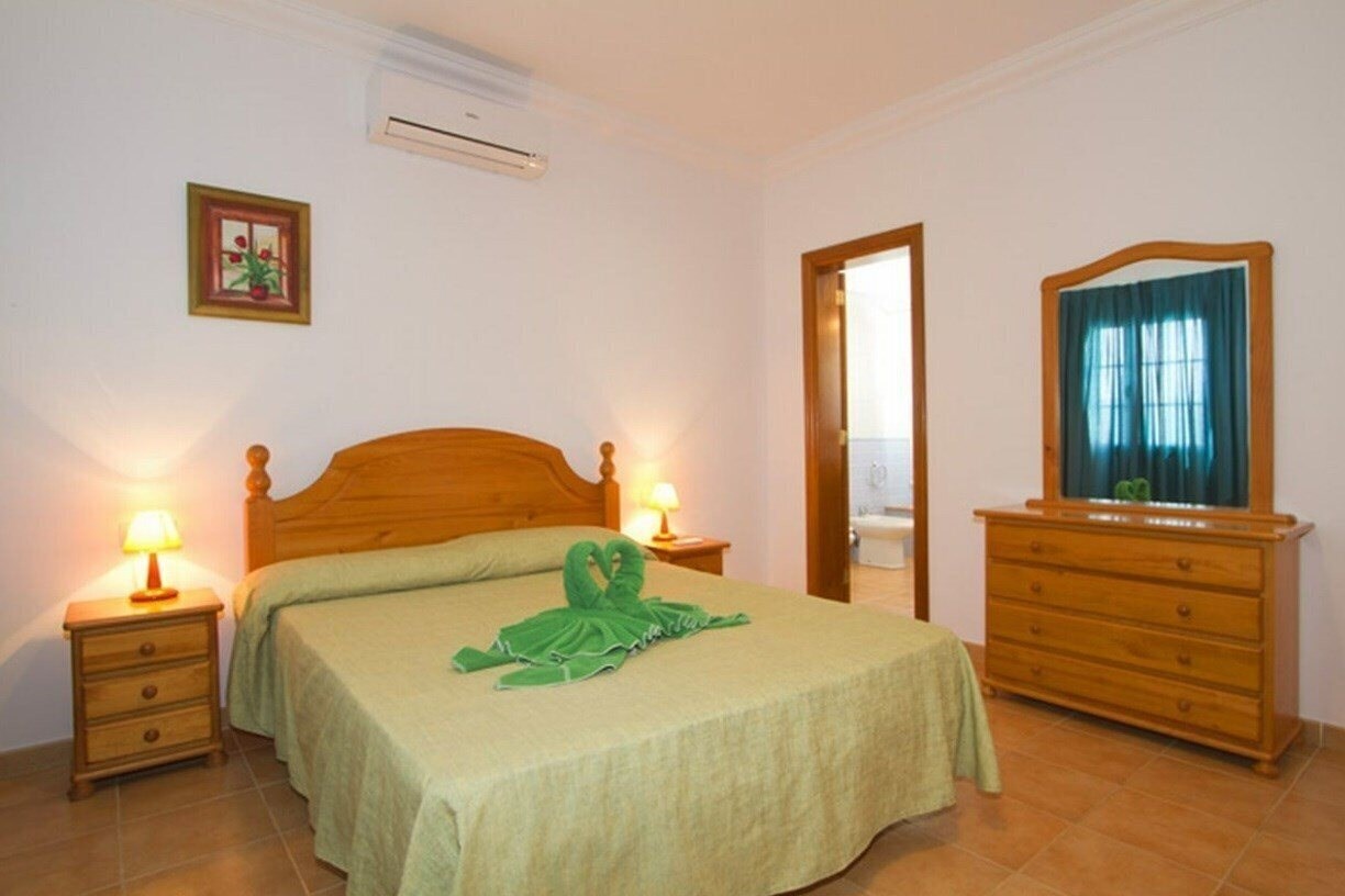 Imaginea Ereza Brisa Marina Apts апартаменты