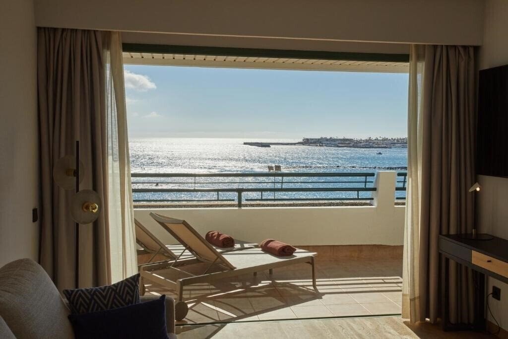 Imaginea Dreams Lanzarote Playa Dorada Resort & SPA 4*