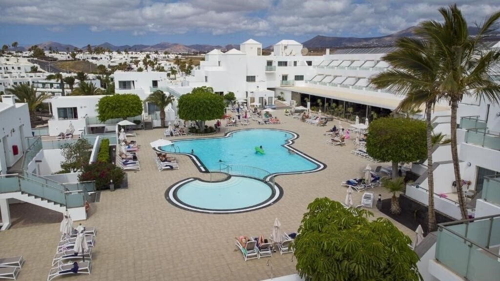 Imaginea Lanzarote Village 4*