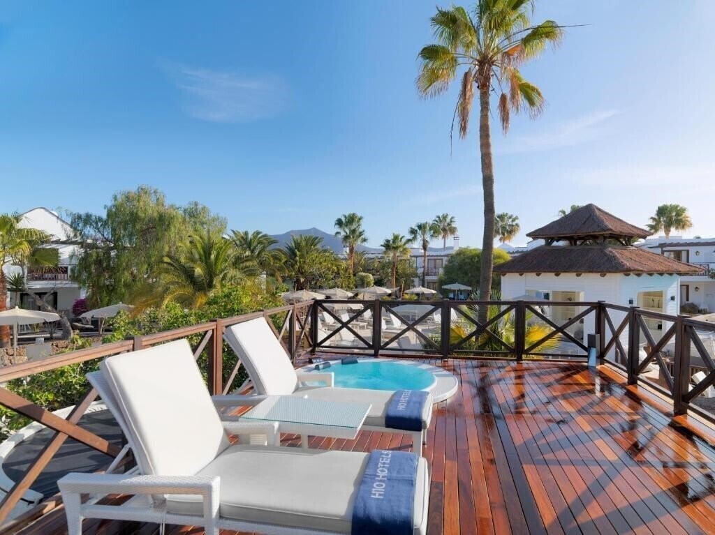 Картинка H10 White Suites (ex. Sentido) 4*