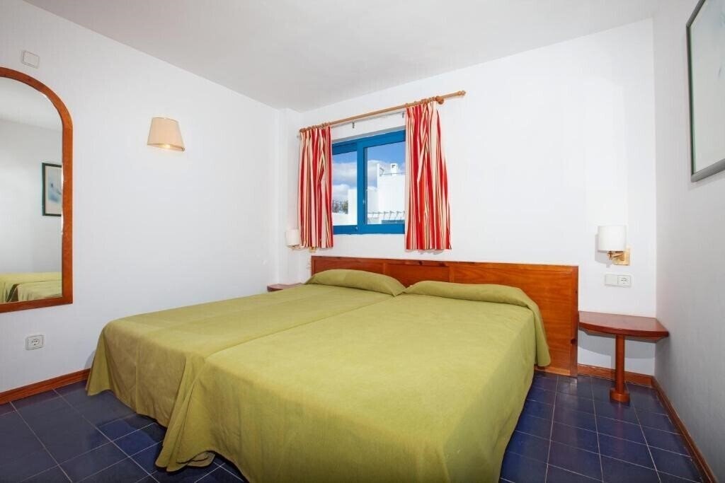 Fotografii Costa Mar (Puerto Del Carmen) 3*