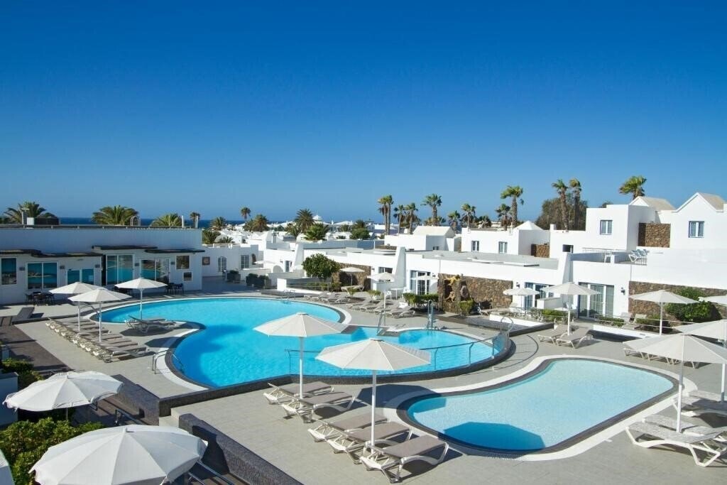 Hotel Nautilus Lanzarote 4*