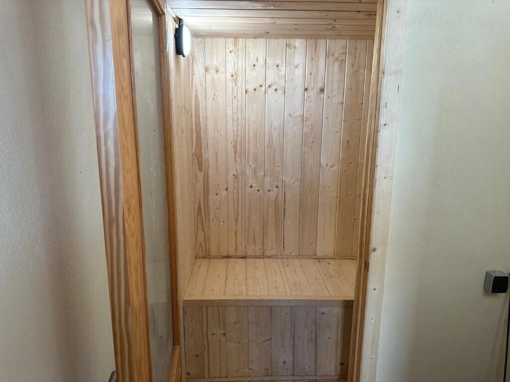 Imaginea Valtisya House Pool & Airport 3*