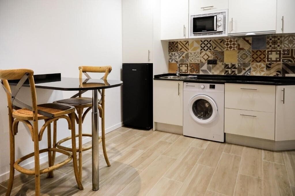 Imaginea SM Apartments Station 3*